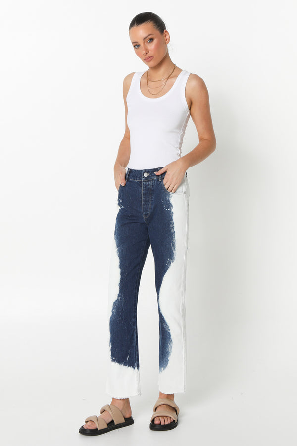 AZRA MOM JEANS - DIP DYE