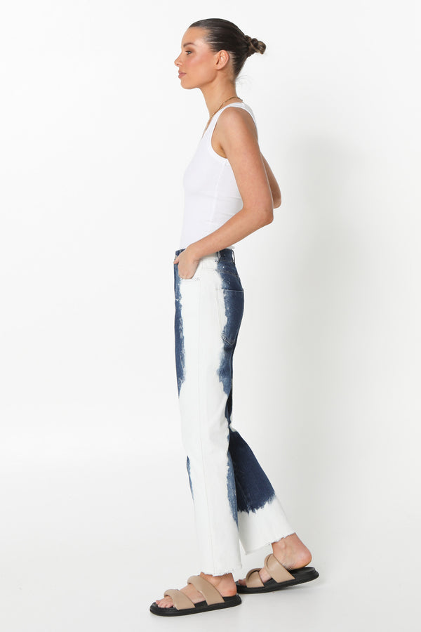 AZRA MOM JEANS - DIP DYE