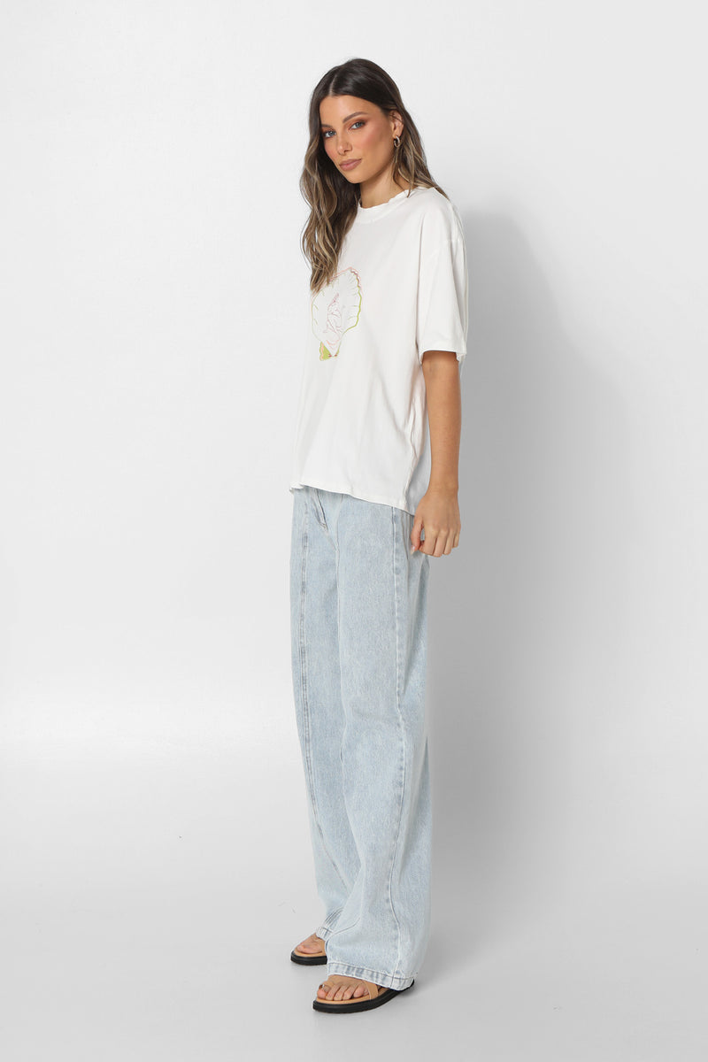 SCENT OF SUMMER TEE - WHITE
